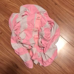 Lululemon Vinyasa Scarf